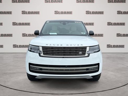 Used 2025 Land Rover Range Rover SE AWD/4WD image 8