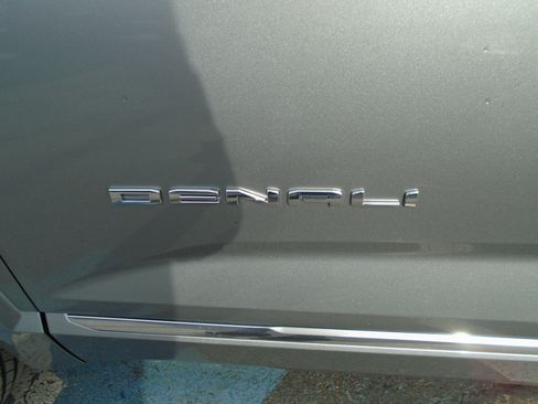 New 2026 GMC Terrain Denali w/ LPO, Floor Liner Package image 10