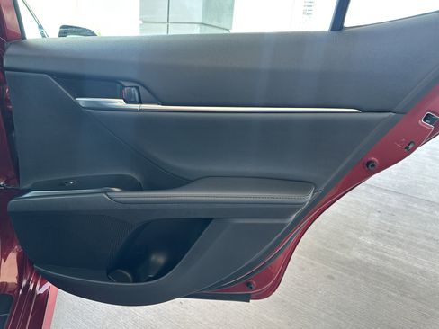 Certified 2020 Toyota Camry XLE w/ Navigation Package image 14