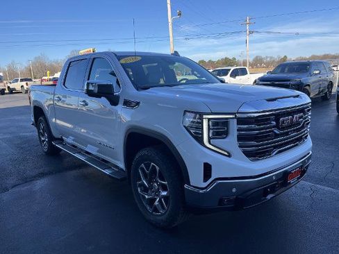 New 2026 GMC Sierra 1500 SLT w/ SLT Premium Plus Package image 10
