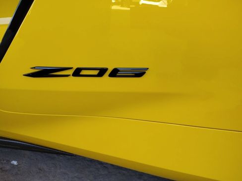 Used 2025 Chevrolet Corvette Z06 w/ Z07 Performance Package RWD image 9