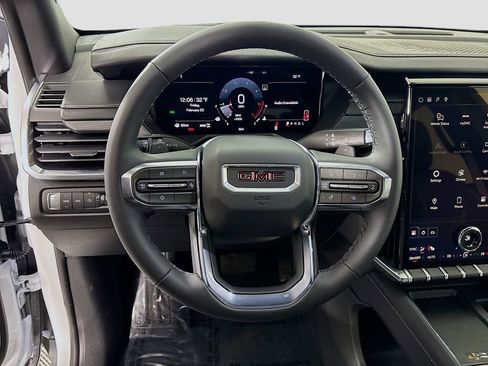 New 2026 GMC Acadia Elevation image 11