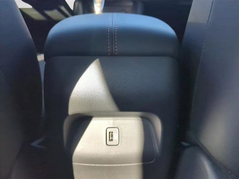 New 2025 Nissan Sentra SR w/ SR Premium Package FWD image 16