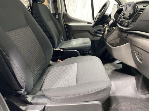Used 2024 Ford Transit 250 Low Roof w/ Exterior Upgrade Package image 26