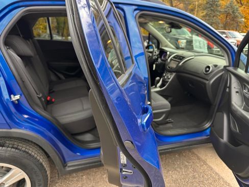 Used 2016 Chevrolet Trax LT image 8