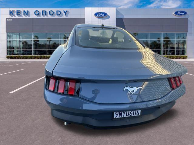 Used 2024 Ford Mustang Coupe RWD image 7