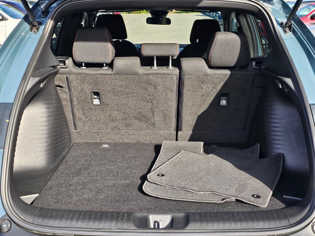 Certified 2025 Honda HR-V Sport image 16