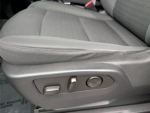 Used 2023 Chevrolet Silverado 1500 Custom AWD/4WD image 19