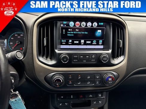 Used 2018 GMC Canyon Denali image 10