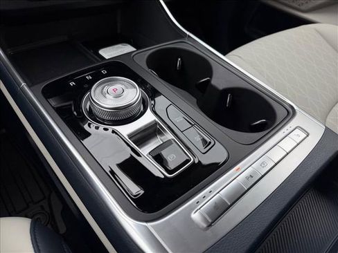 New 2026 Kia Carnival EX FWD image 26