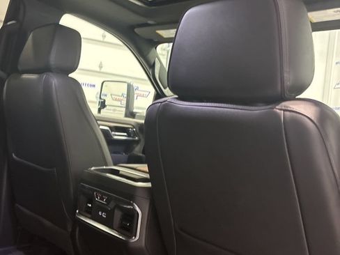 Used 2025 Chevrolet Silverado 2500 High Country w/ High Country Premium Package AWD/4WD image 54