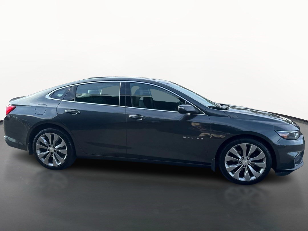 Used 2017 Chevrolet Malibu Premier w/ Premier Sun and Wheel Package FWD image 2