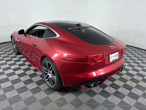 Used 2017 Jaguar F-TYPE R image 5