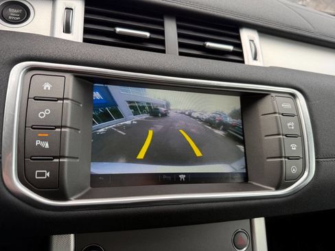 Used 2018 Land Rover Range Rover Evoque image 22