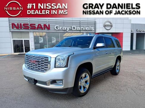 Used 2019 GMC Yukon Denali w/ Denali Ultimate Package image 3