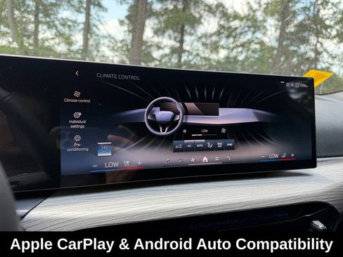 Used 2025 BMW i4 eDrive40 w/ Premium Package RWD image 18