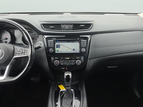 Used 2017 Nissan Rogue SL AWD/4WD image 12