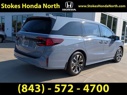 Certified 2026 Honda Odyssey Elite image 3