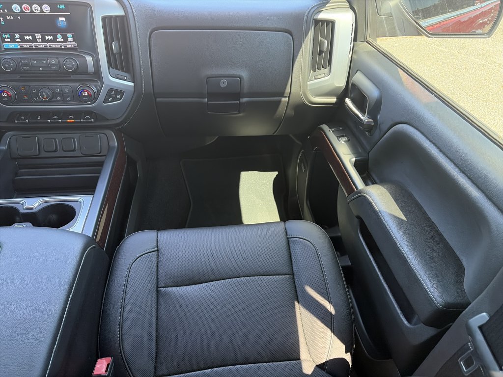 Used 2018 GMC Sierra 1500 SLT AWD/4WD image 16