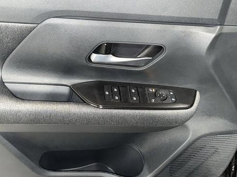 New 2026 Nissan Kicks SV w/ Cold Weather Package image 18