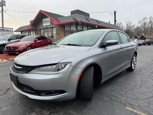 Used 2015 Chrysler 200 S w/ Navigation & Sound Group I image 3