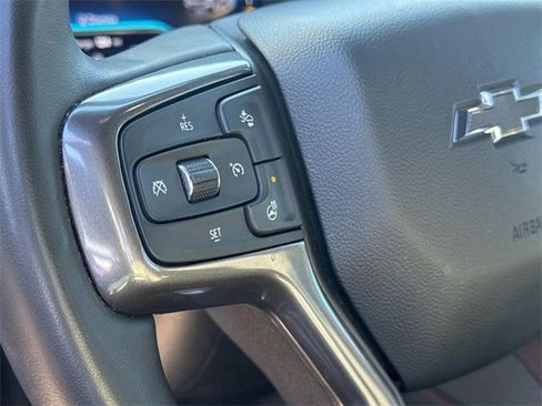 Used 2023 Chevrolet Suburban RST w/ Luxury Package image 29