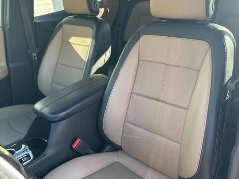Used 2022 Chevrolet Equinox Premier AWD/4WD image 43