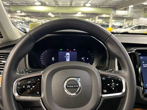 Certified 2024 Volvo XC90 B6 Plus w/ Protection Package Premier AWD/4WD image 12