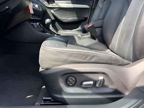 Used 2018 Audi Q3 2.0T Premium image 25