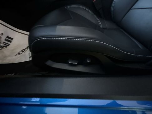 Used 2025 Chevrolet Corvette Z06 image 18