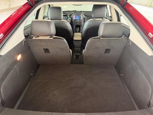 Used 2012 Chevrolet Volt Premium w/ Premium Trim Package FWD image 18