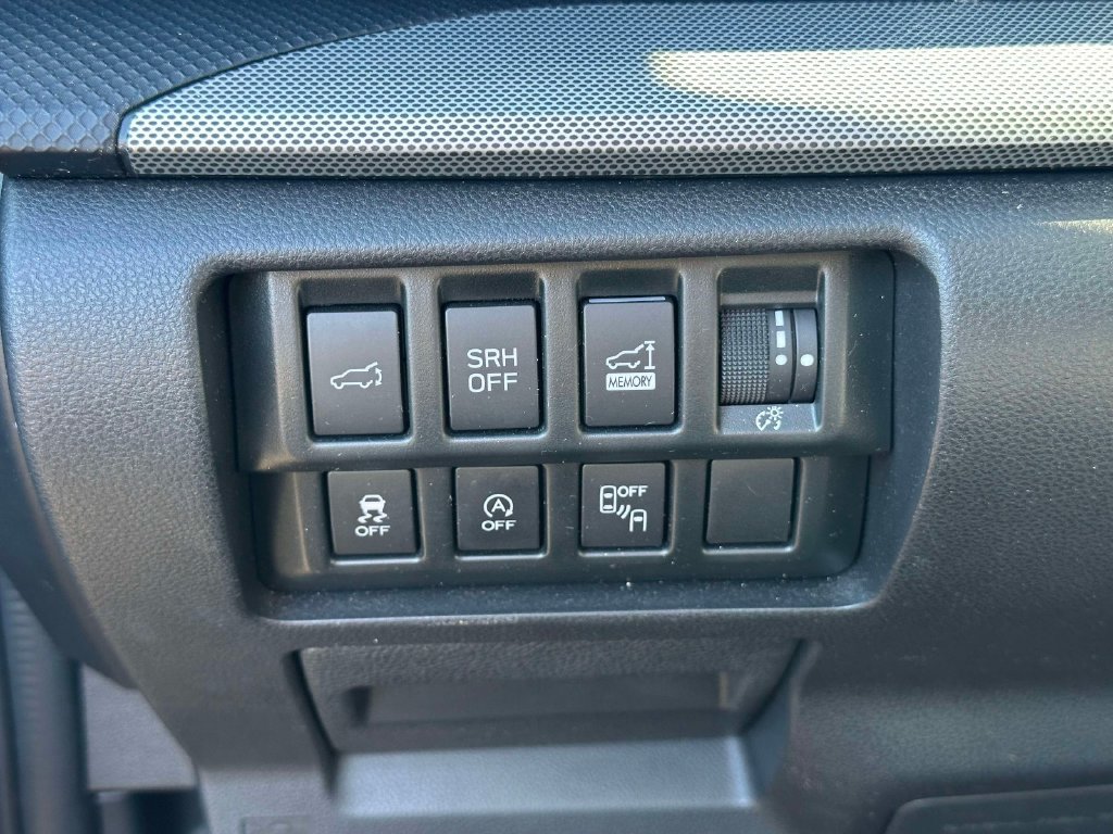 Used 2019 Subaru Forester Limited AWD/4WD image 32