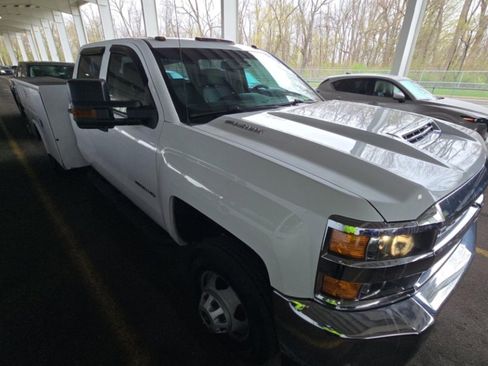 Used 2019 Chevrolet Silverado 3500 W/T w/ WT Convenience Package AWD/4WD image 1