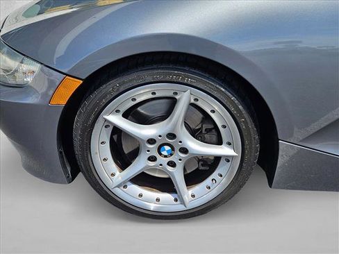 Used 2008 BMW Z4 3.0si RWD image 17