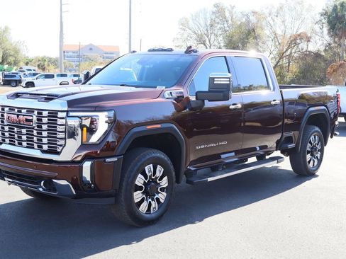Certified 2024 GMC Sierra 2500 Denali w/ Denali Reserve Package image 4