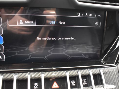 Used 2020 Lamborghini Urus AWD/4WD image 13