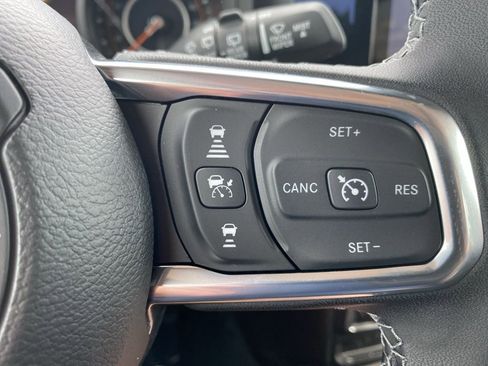 New 2025 Jeep Wrangler Unlimited Sahara w/ Safety Group AWD/4WD image 29