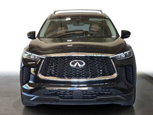 Certified 2023 INFINITI QX60 Sensory w/ Vision Package AWD/4WD image 2