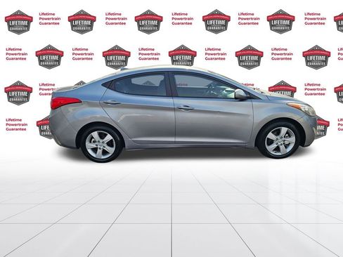 Used 2013 Hyundai Elantra GLS w/ Preferred Pkg image 7