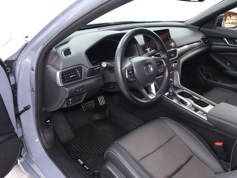 Used 2022 Honda Accord Sport image 9