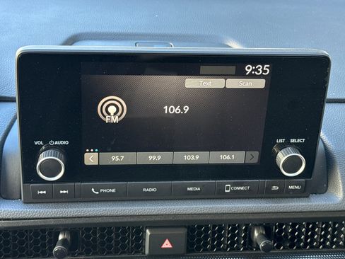 Used 2025 Honda CR-V LX image 15