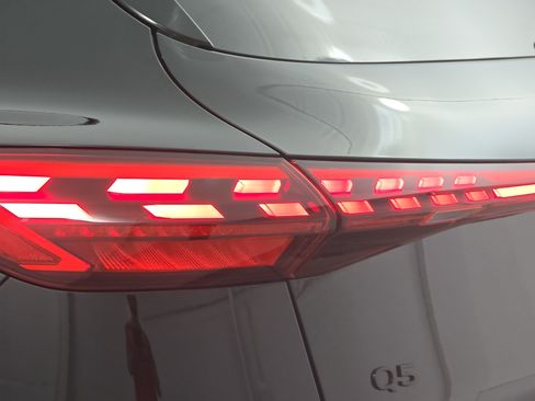 New 2026 Audi Q5 Premium AWD/4WD image 34