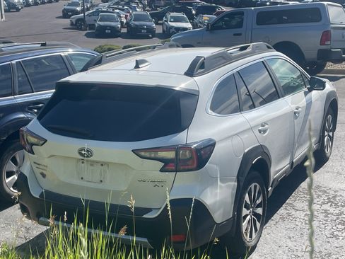 Used 2024 Subaru Outback Limited XT w/ Popular Package #2 AWD/4WD image 3