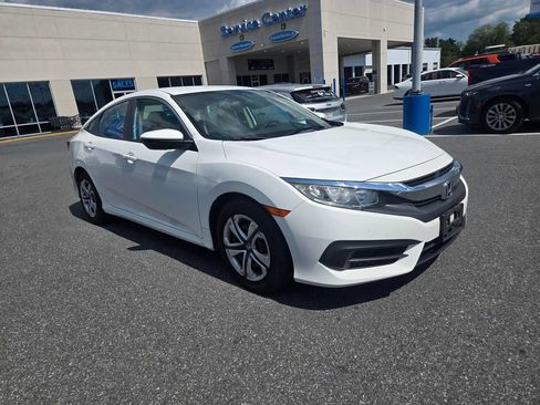 Used 2018 Honda Civic LX image 3