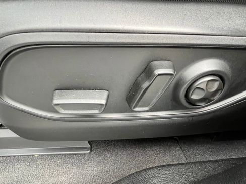 Used 2022 Jeep Grand Cherokee Altitude image 19