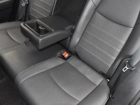 Used 2022 Toyota RAV4 Limited AWD/4WD image 38