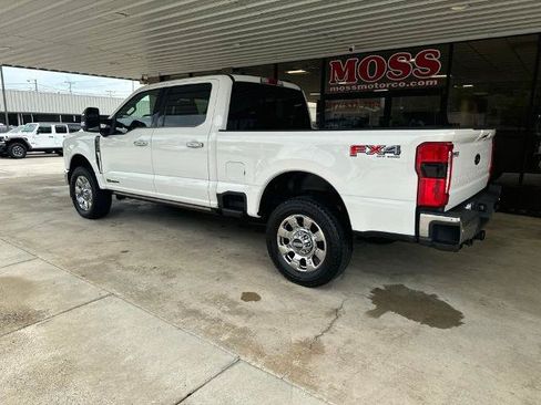 Certified 2023 Ford F250 Lariat w/ Lariat Ultimate Package AWD/4WD image 6
