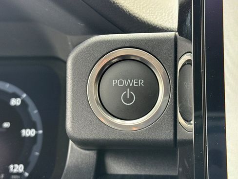 New 2026 Toyota 4Runner 4WD image 21