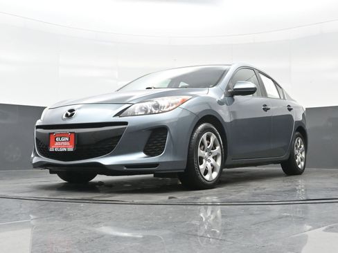 Used 2012 MAZDA MAZDA3 i Sport image 22
