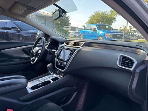 Used 2018 Nissan Murano SV FWD image 10